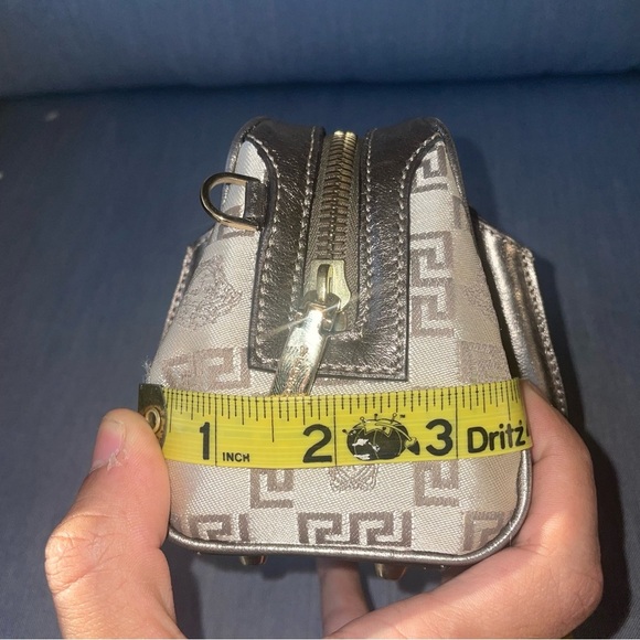 🔥Versace🔥La Medusa Vintage Versace bag Boston duffle bowler Y2k handbag - Picture 12 of 15